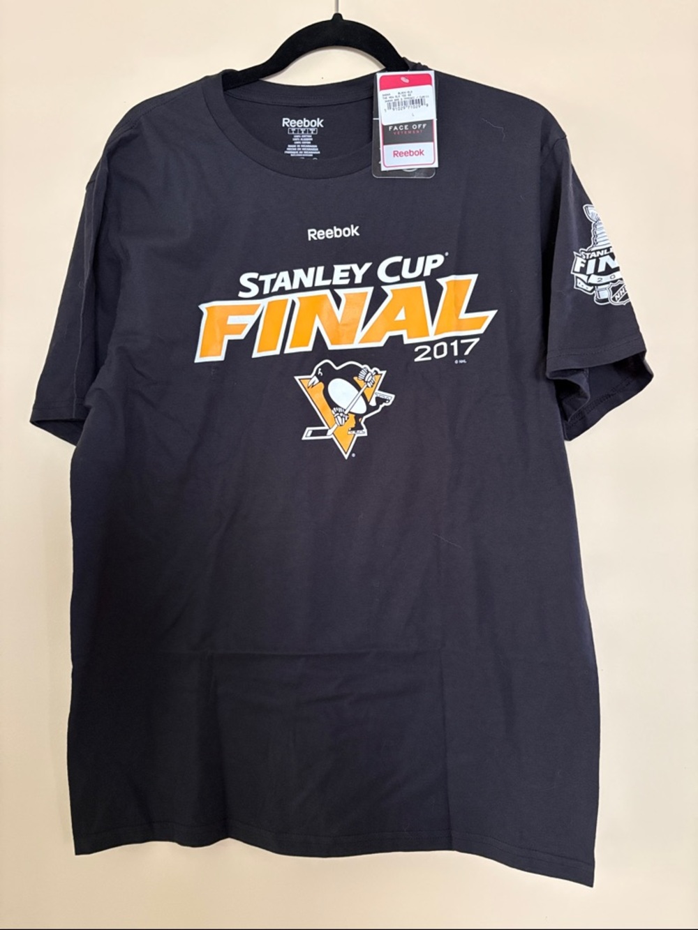 NWT Reebok Black & Gold Stanley Cup Final 2017 Penguins Tee Large